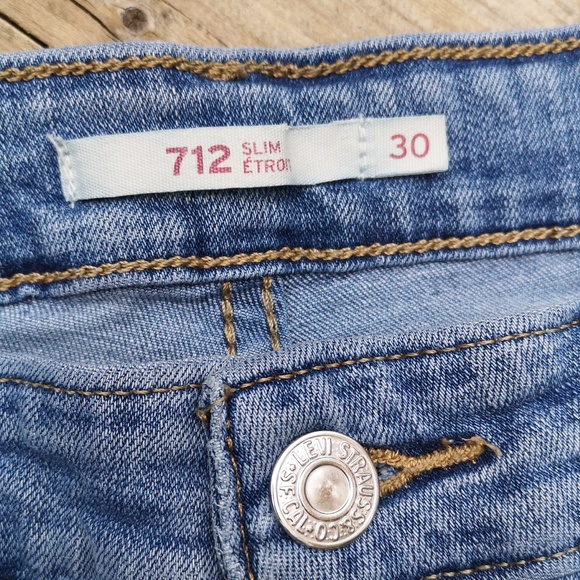 Levi's 712 'slim' jeans - Picture 2 of 9